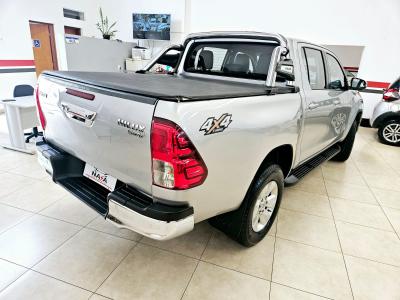 Hilux CD SRV 4x4 2.8 TDI Diesel Aut.