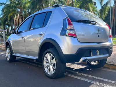 SANDERO STEPWAY Hi-Power 1.6 8V 5p