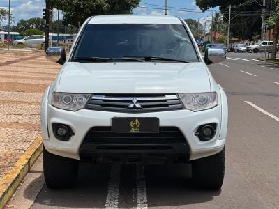 L200 Triton HPE 3.2 CD TB Int.Diesel Aut