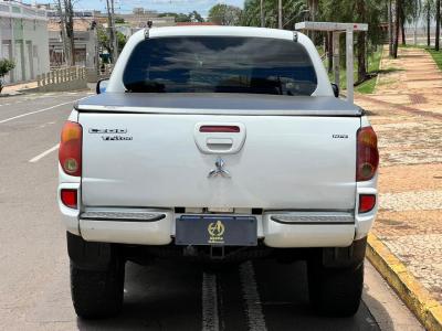 L200 Triton HPE 3.2 CD TB Int.Diesel Aut