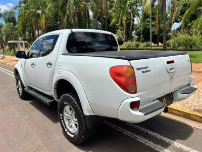 L200 Triton HPE 3.2 CD TB Int.Diesel Aut
