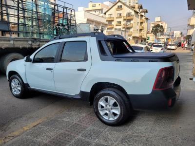 DUSTER OROCH Expression 1.6 Flex 16V Mec