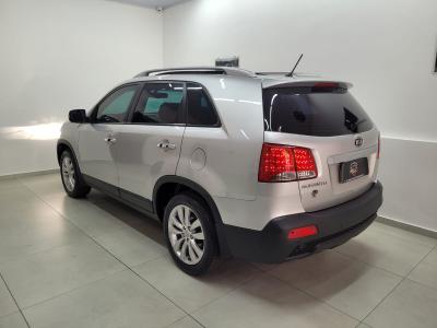 Sorento 2.4 16V 4x2 Aut.