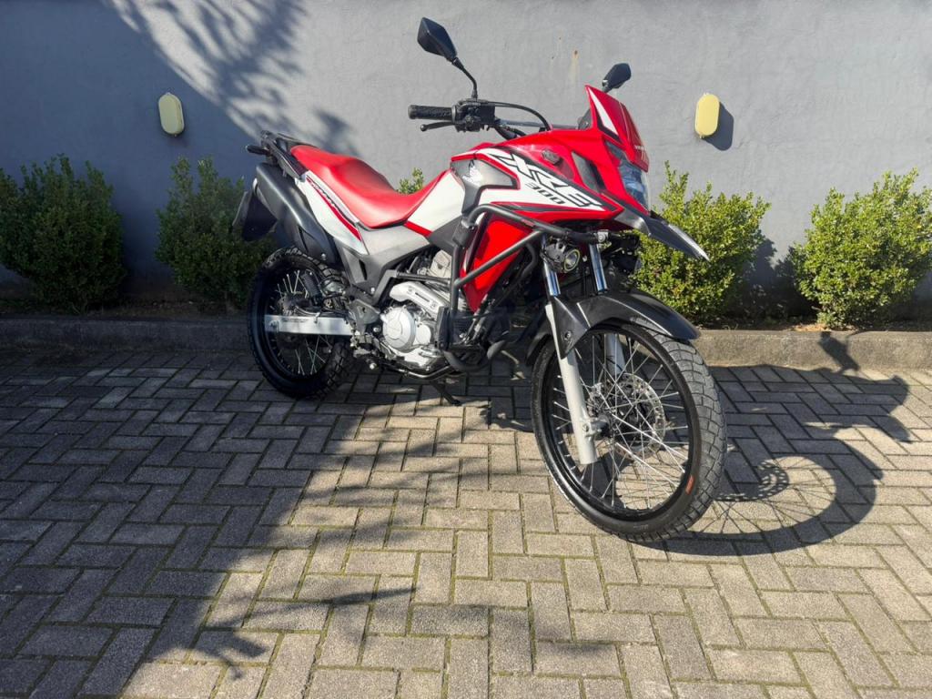 XRE 300 ABS