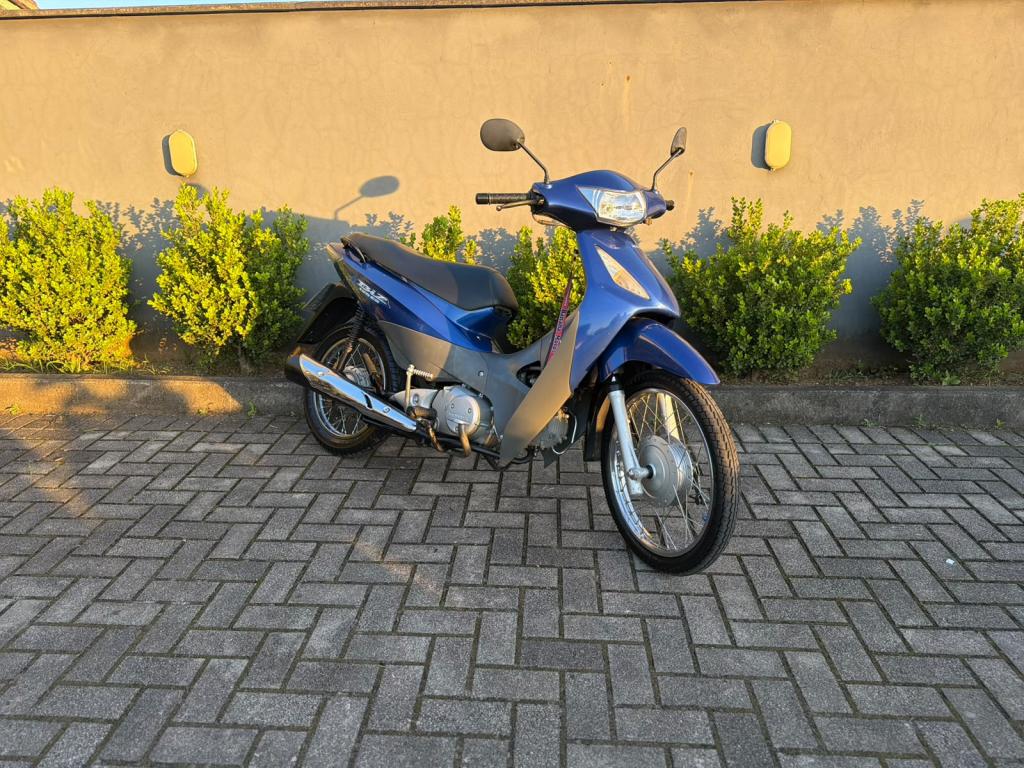 BIZ 125 ES
