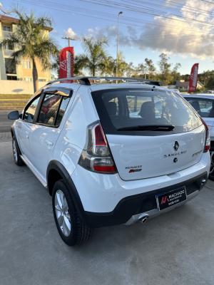 SANDERO STEPWAY Hi-Flex 1.6 16V 5p Aut.