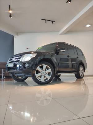 Pajero HPE Full 3.2 4x4 T.I.Dies. 5p Aut