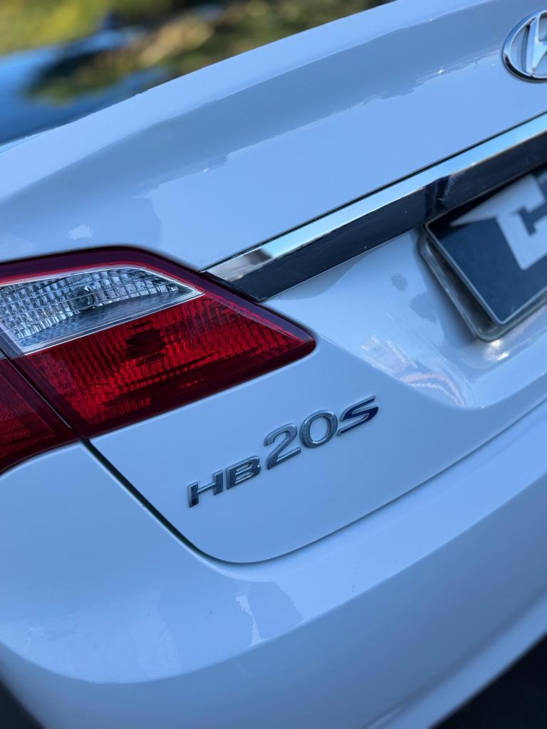 Hyundai HB20S Premium 1.6 Flex 16V Mec 4P - foto 9