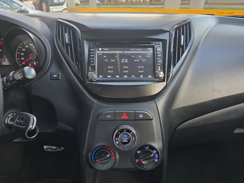 Hyundai HB20 R Spec 1.6 Flex 16V Automático - foto 9