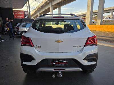 Chevrolet Onix Hatch Activ 1.4 8V Flex 5P Automático - foto 14