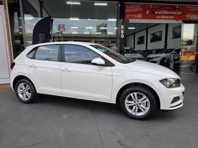 Volkswagen Polo 1.0 Flex 12V 5P - foto 12