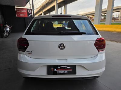 Volkswagen Polo 1.0 Flex 12V 5P - foto 14