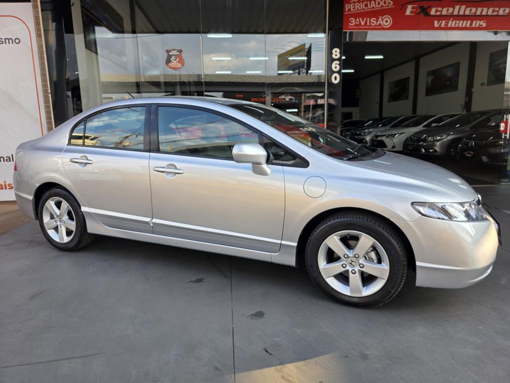 Honda Civic Sedan Lxs 1818 Flex 16V Automático 4P - foto 3