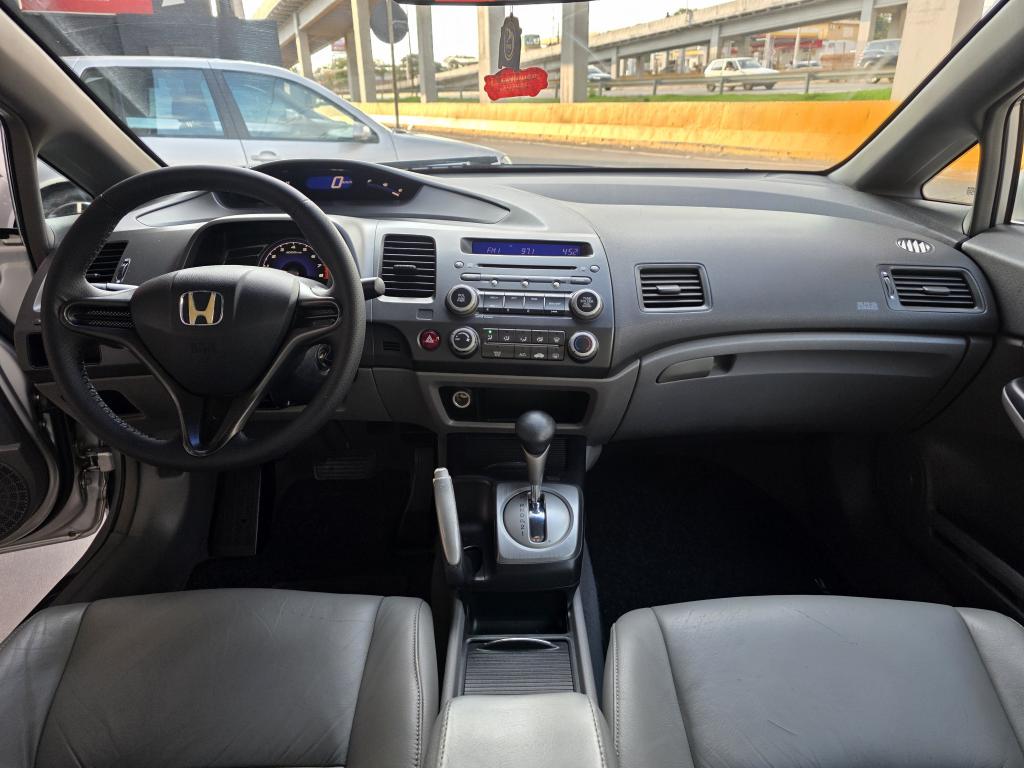 Honda Civic Sedan Lxs 1818 Flex 16V Automático 4P - foto 6