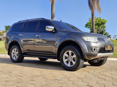 Pajero DAKAR/HPE 3.5 4x4 Flex 5p Aut.