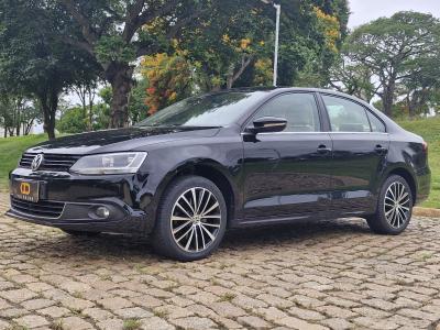 JETTA Highline 2.0 TSI 16V 4p Tiptronic