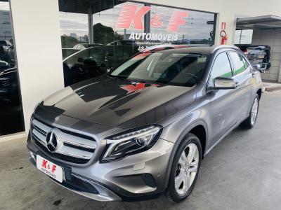 GLA 200 Advance 1.6/1.6 TB 16V Flex Aut.