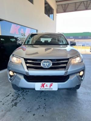 Hilux SW4 SRV 4x2 2.7 Flex 16V Aut.