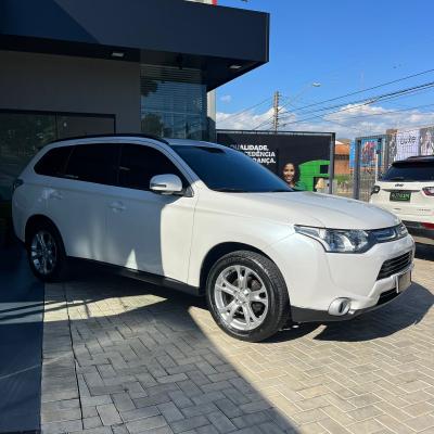 OUTLANDER 2.0 16V 160cv Aut.