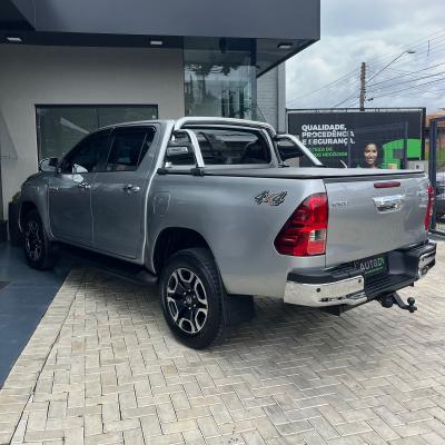 Hilux CD SRV 4x4 2.8 TDI Diesel Aut.