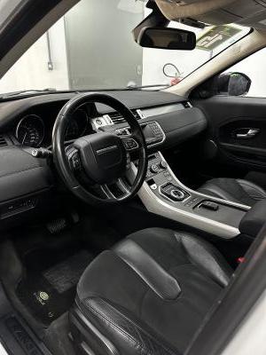 Range Rover EVOQUE Pure Tech 2.0 Aut. 5p