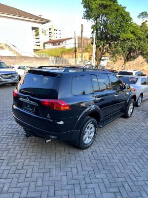 Pajero DAKAR/HPE 3.5 4x4 Flex 5p Aut.