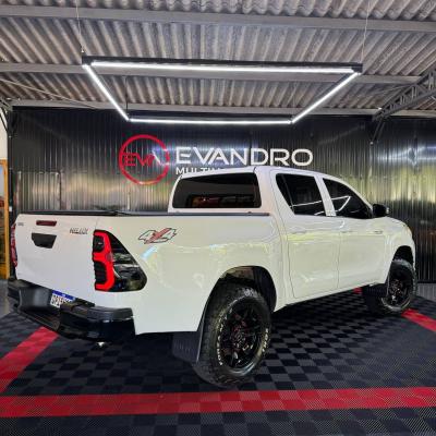 Hilux CD 4x4 2.8 Diesel Mec.