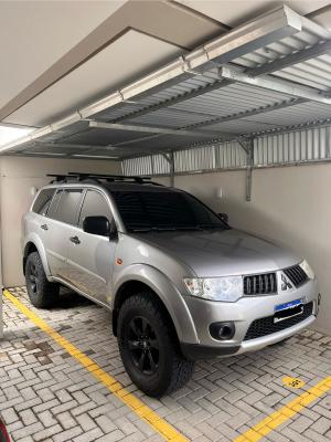 Pajero DAKAR HPE 3.2 4x4 T.I Dies 5p Aut