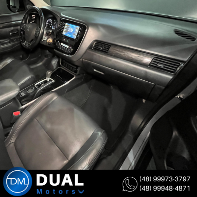 OUTLANDER 2.0 16V 160cv Aut.