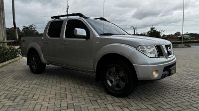 Frontier LE CD 4x4 2.5 TB Diesel Aut.