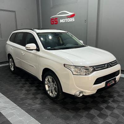 OUTLANDER 2.0 16V 160cv Aut.