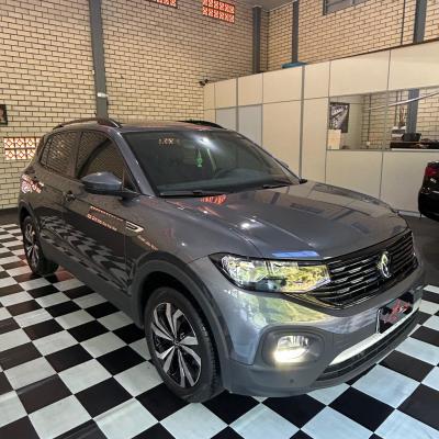 T-Cross Comfor. 200 TSI 1.0  2024 1800 km com teto solar