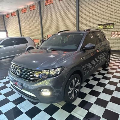 T-Cross Comfor. 200 TSI 1.0  2024 1800 km com teto solar