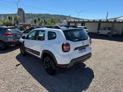 DUSTER Iconic 1.3 TB 16V Flex Aut.