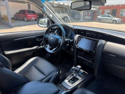 Hilux SW4 SRX 4x4 2.8 TDI 16V Dies. Aut.