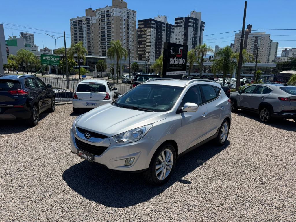 ix35 2.0 16V 170cv 2WD/4WD Aut.