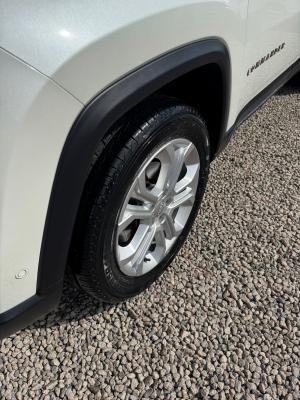 Commander Longitude T270 1.3 TB Flex Aut