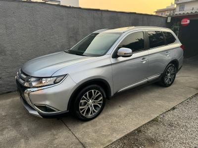 OUTLANDER COMFORT 2.0 16V Aut.