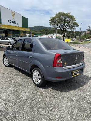 LOGAN Expression Hi-Flex 1.6 16V 4p Aut