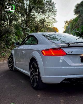 TT 2.0 16v TFSI S-Tronic