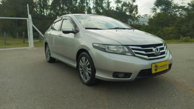 CITY Sedan LX 1.5 Flex 16V 4p Aut.