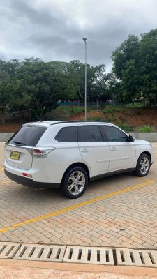 OUTLANDER 2.0 16V 160cv Aut.