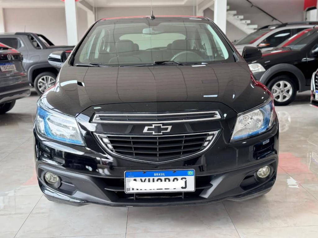 Chevrolet Onix Hatch LT 1.4 8V Flexpower 5P Mec - foto 2