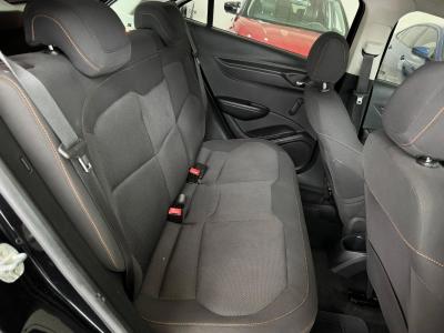 Chevrolet Onix Hatch LT 1.4 8V Flexpower 5P Mec - foto 16