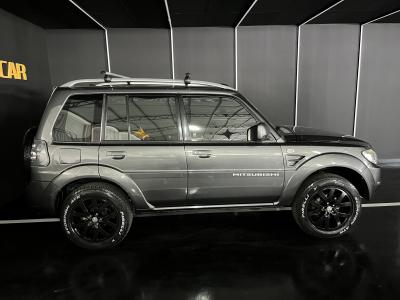 Pajero TR4 2.0/ 2.0 Flex 16V 4x4 Aut.