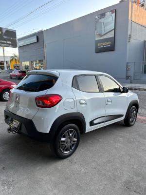 KWID Intense 1.0 Flex 12V 5p Mec.