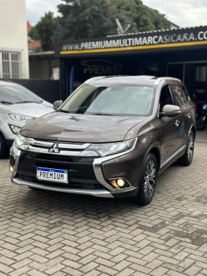 OUTLANDER HPE-S 2.2 Diesel 4x4 Aut.