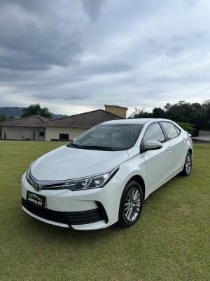 Corolla GLi Upper 1.8 Flex 16V Aut.