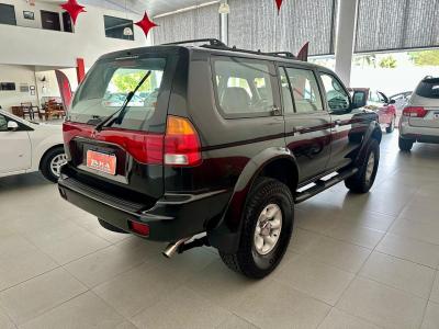 Pajero Sport 3.0 4x2 V6 Mec./Aut.