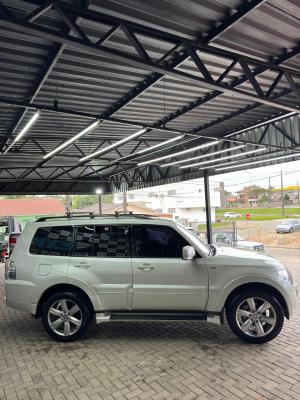 Pajero HPE Full 3.8 V6 250cv 5p Aut.